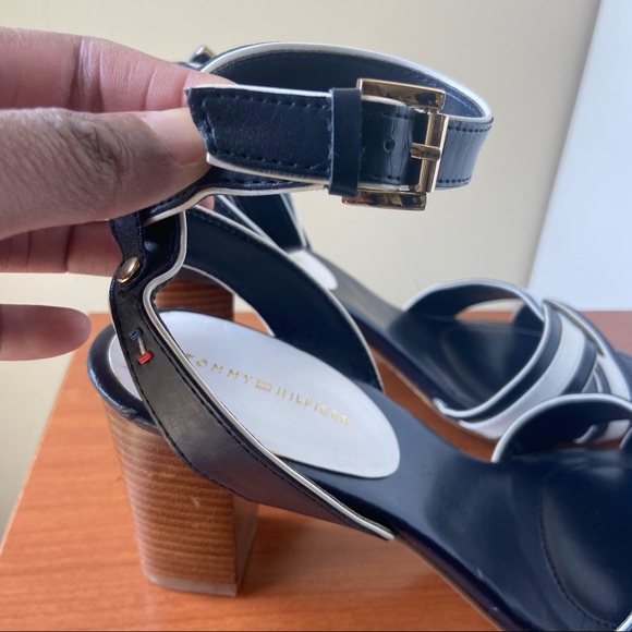 Tommy Hilfiger Block Heel Ankle Strap Sandal - Picture 4 of 12